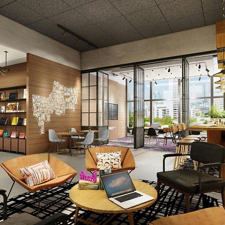 Отель Moxy Bangkok Ratchaprasong Экстерьер фото