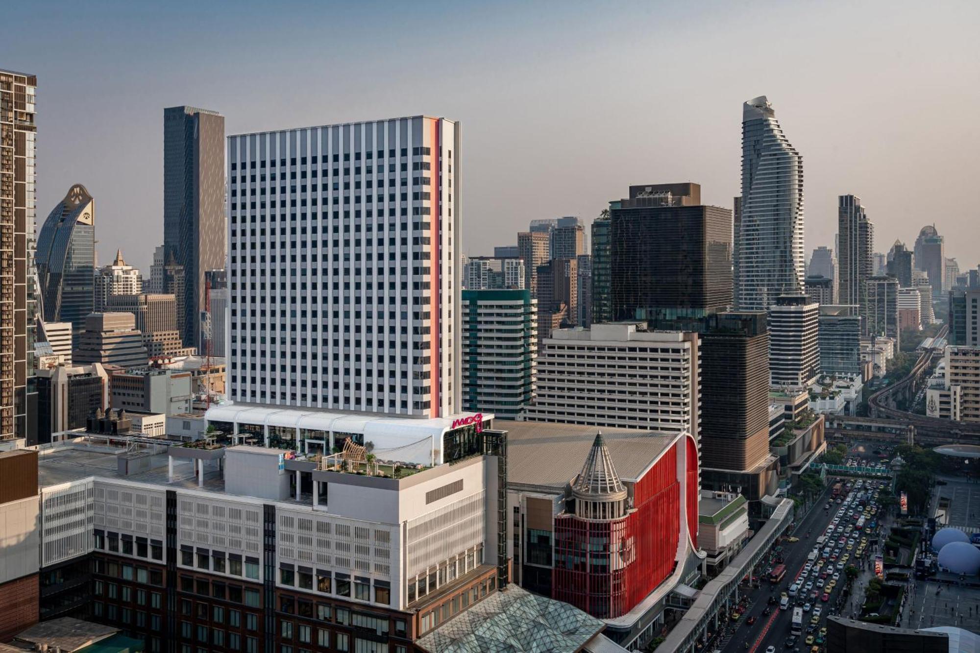 Отель Moxy Bangkok Ratchaprasong Экстерьер фото