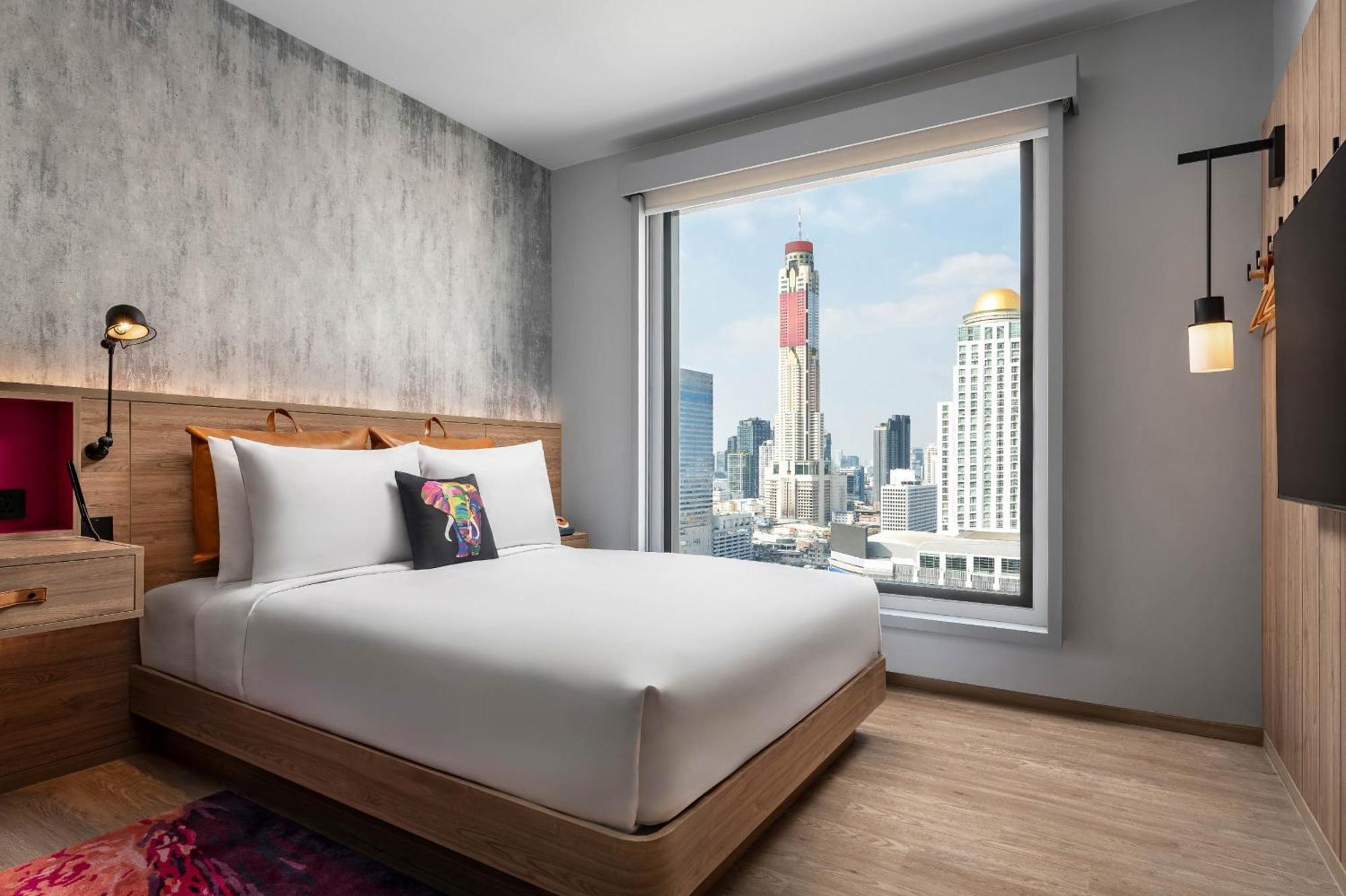 Отель Moxy Bangkok Ratchaprasong Экстерьер фото